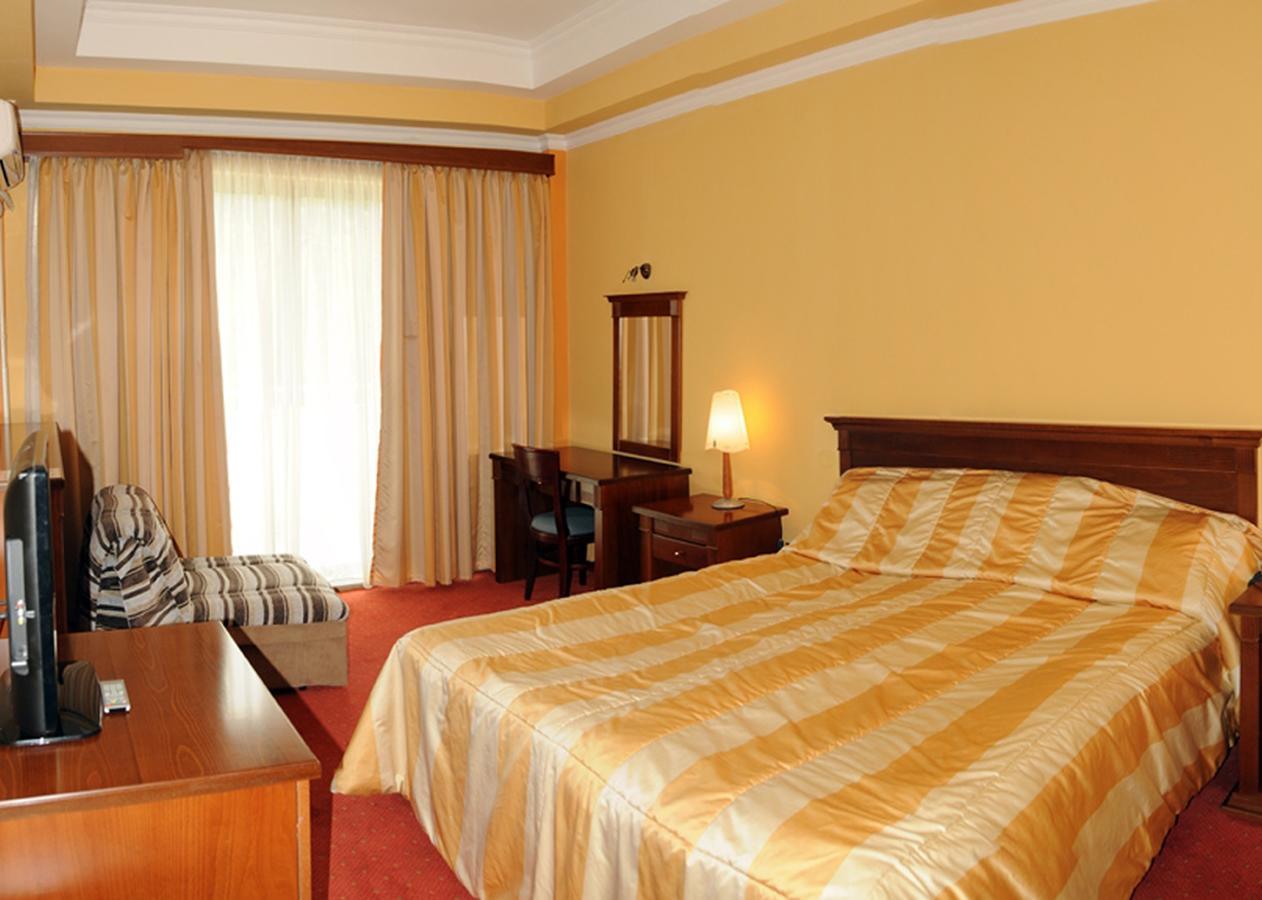 Hotel Granit โอครีด ภายนอก รูปภาพ
