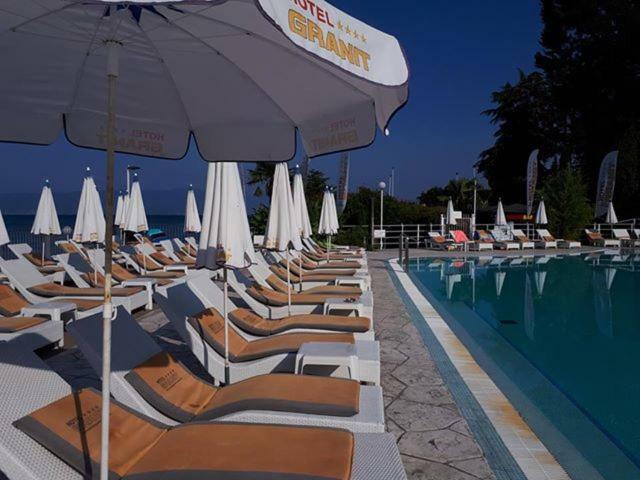 Hotel Granit โอครีด ภายนอก รูปภาพ